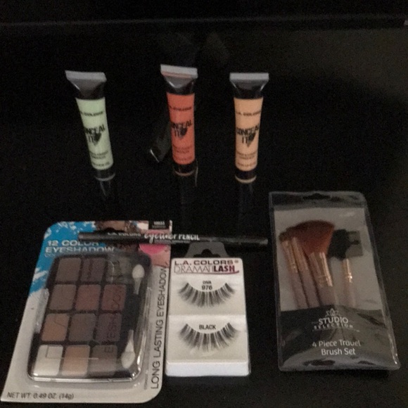 studio selection makeup wipes